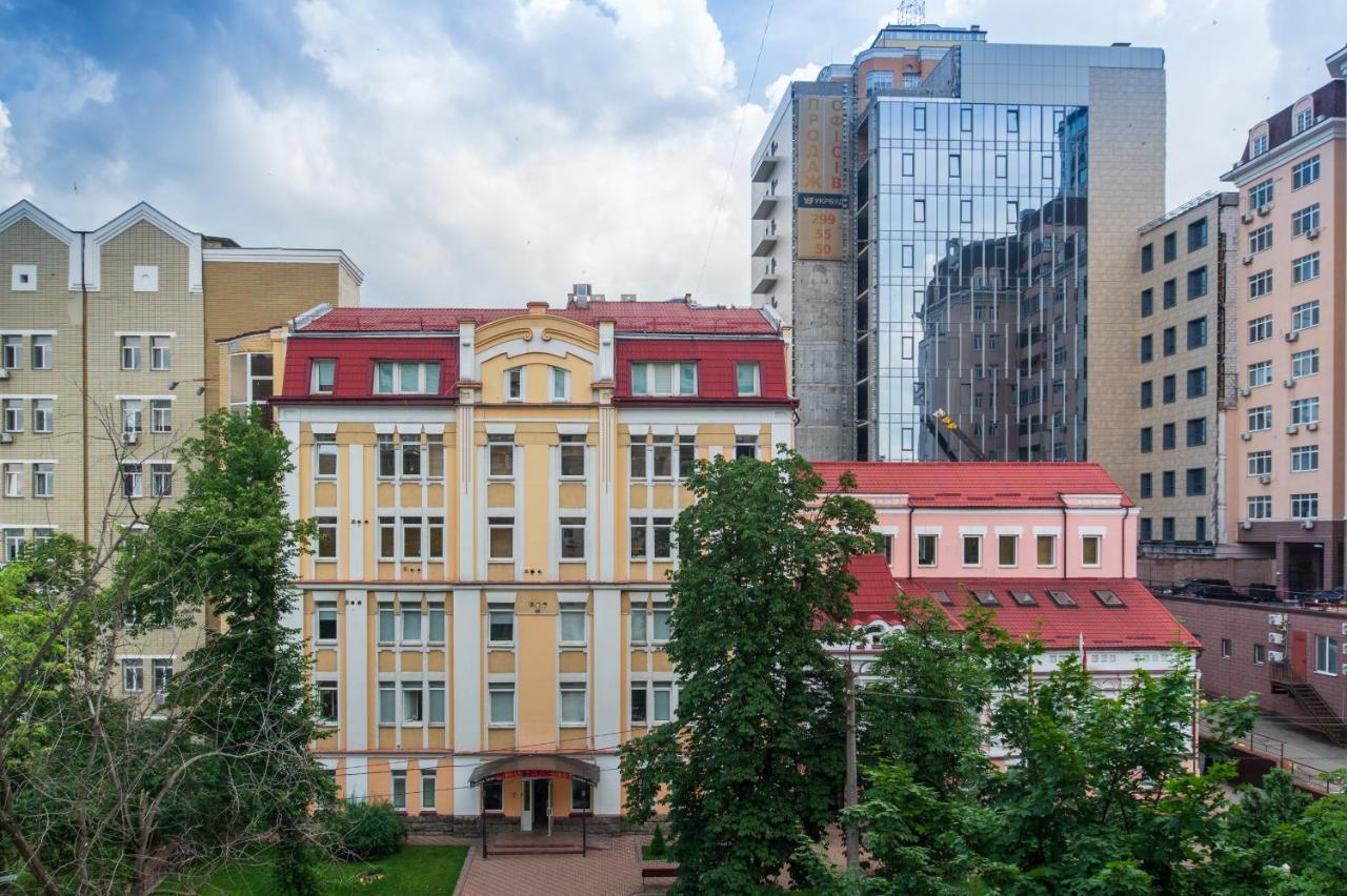 1 Комнатная Квартира По Улице Предславинская, 12 キエフ エクステリア 写真
